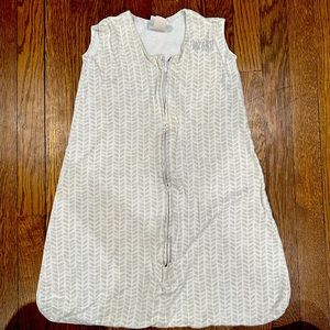 Halo Sleepsack- houndstooth- size medium